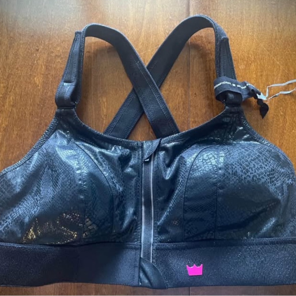 NEW SheFit Ultimate Sports Bra 1Luxe